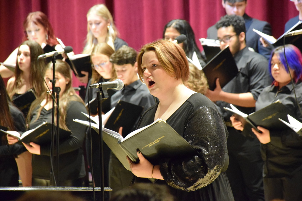 LVHS Chamber Singers Perform With Hofstra Choir