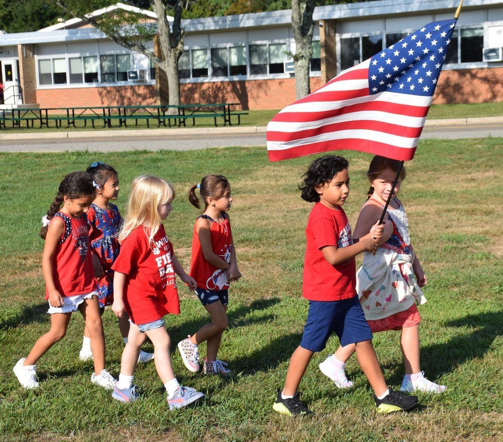 Locust Valley and Bayville schools honor Patriot Day