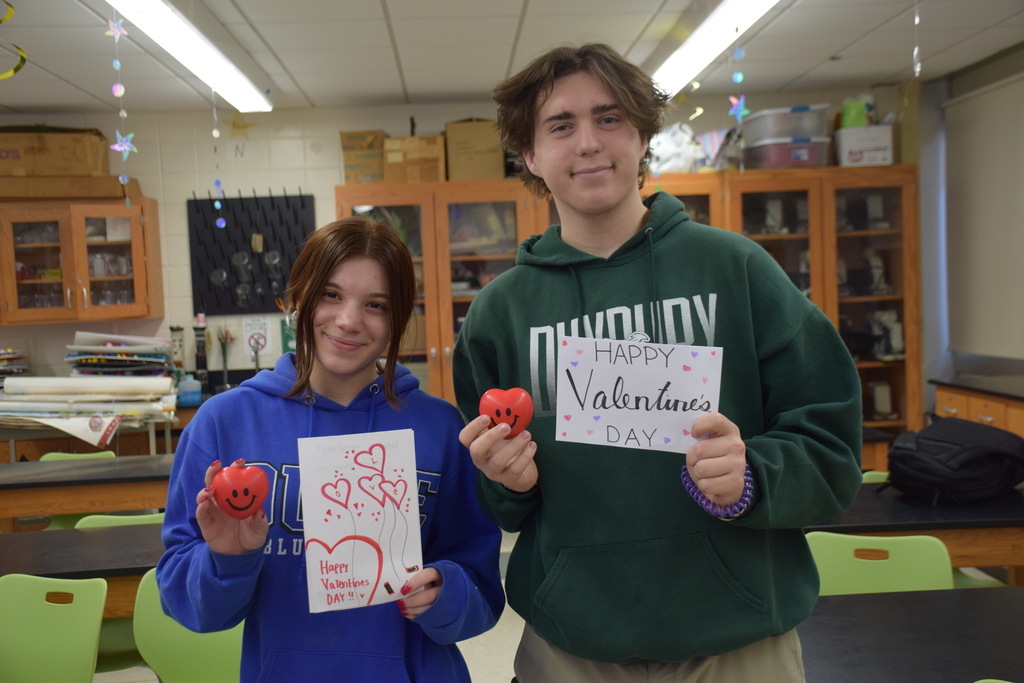 The Pre-Health Club helping out at LVHS.